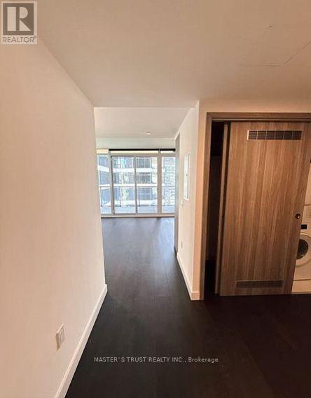 2910 - 1 Concord Cityplace Way, Toronto, Ontario  M5V 0X4 - Photo 5 - C12589456