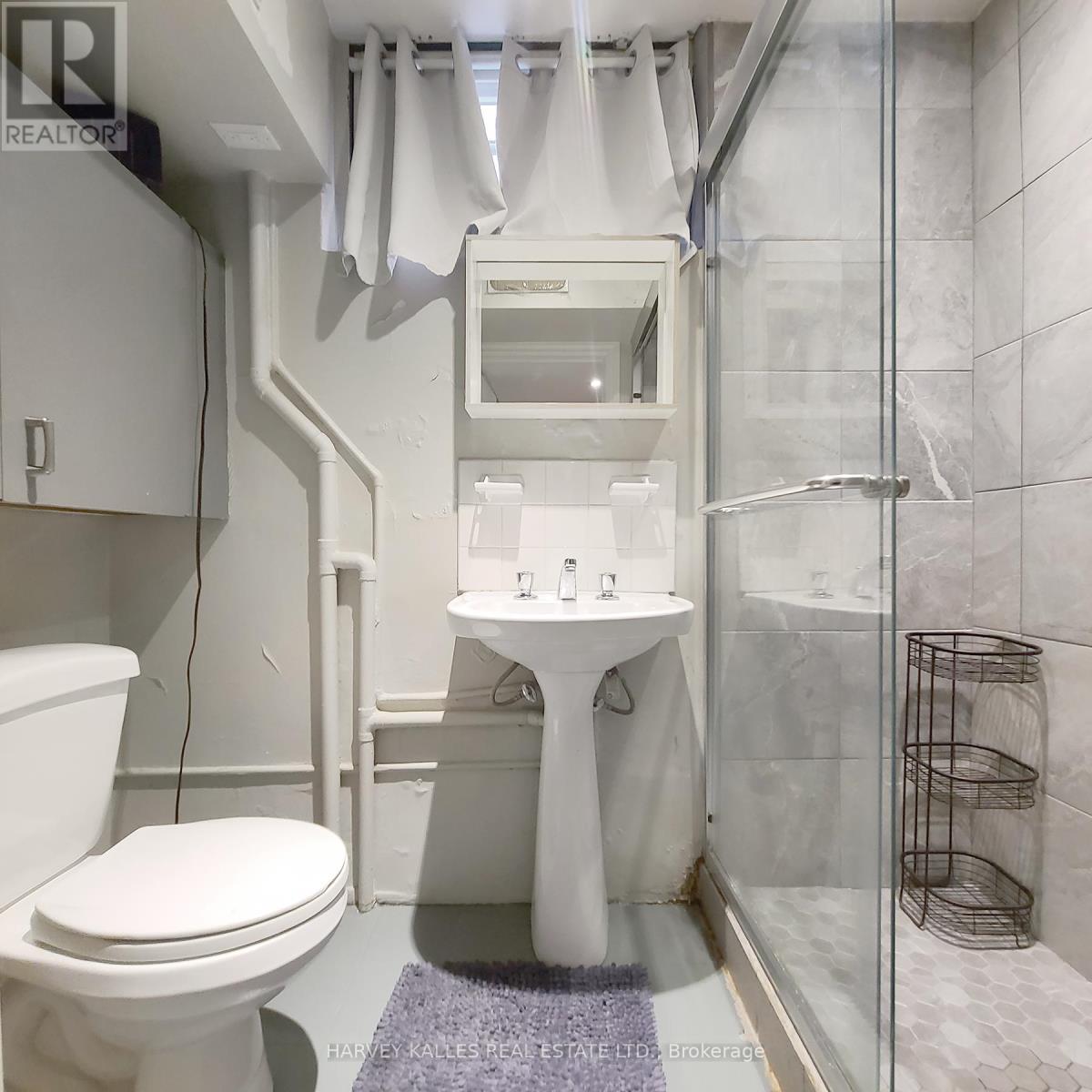 Bsmt - 4b Mayfair Avenue, Toronto, Ontario  M5N 2N4 - Photo 13 - C12589534