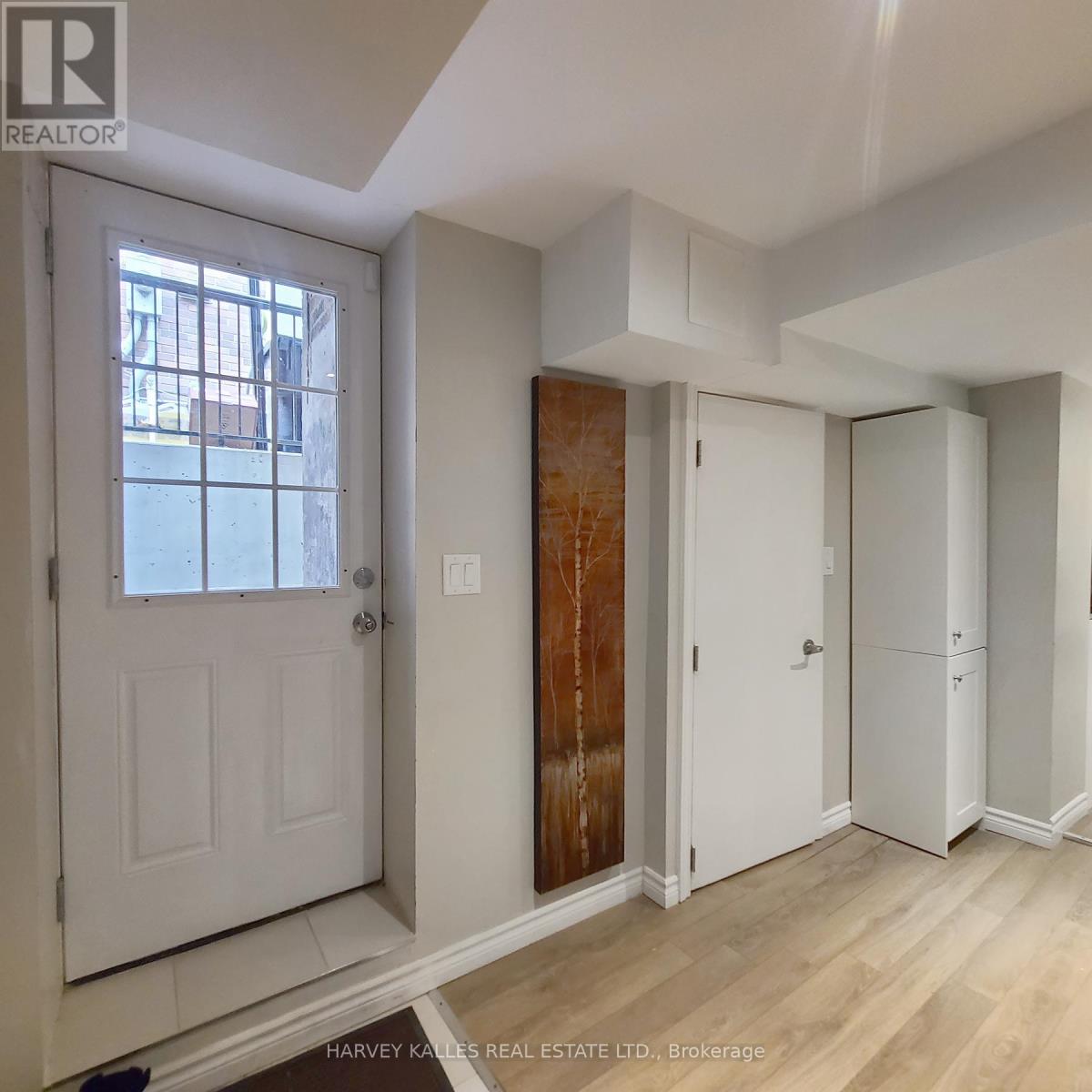 Bsmt - 4b Mayfair Avenue, Toronto, Ontario  M5N 2N4 - Photo 5 - C12589534