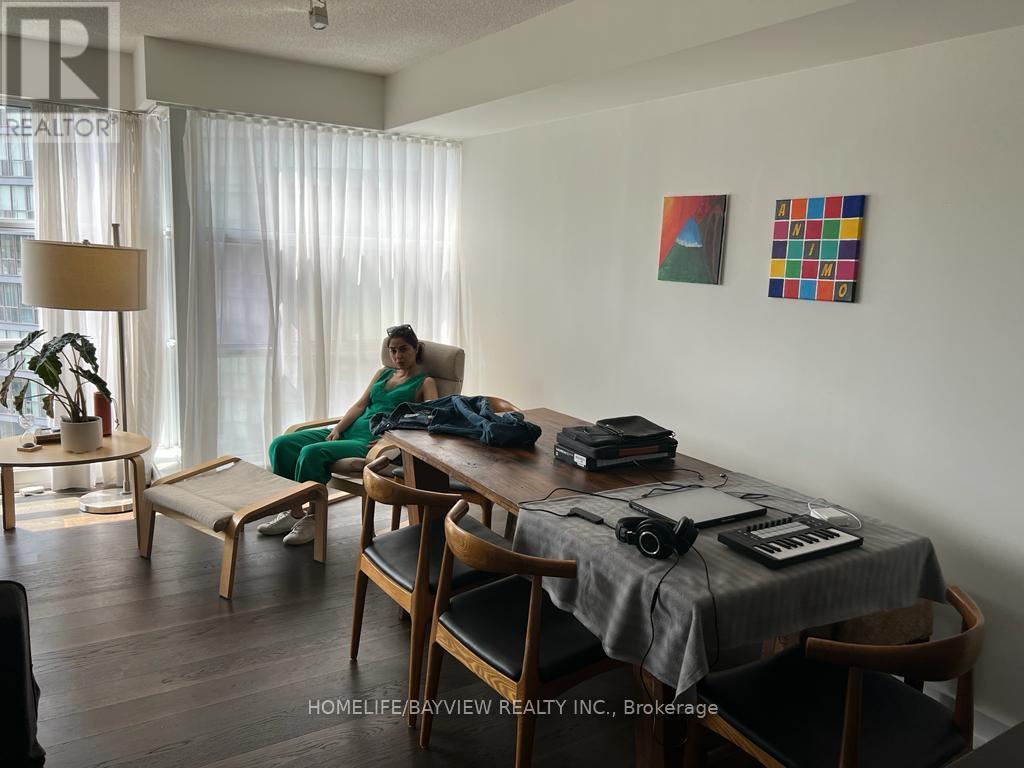 1201 - 11 St Joseph Street, Toronto, Ontario  M4Y 3G4 - Photo 14 - C12589560