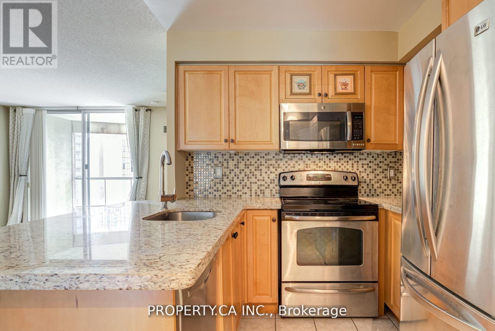 1503 - 7 Lorraine Drive, Toronto, Ontario  M2N 7H2 - Photo 6 - C12589608