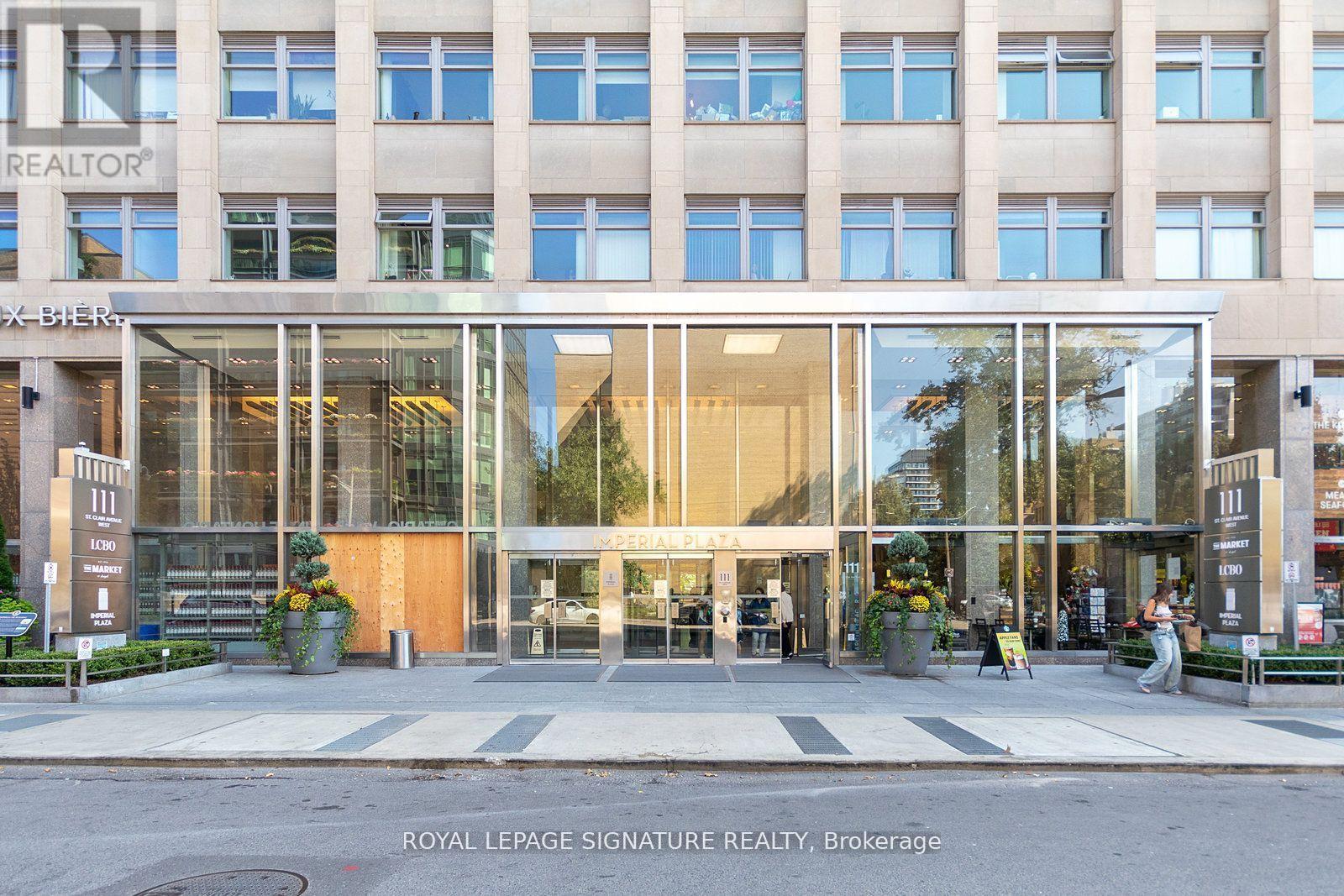 1501 - 111 ST CLAIR AVENUE W, Toronto, Ontario