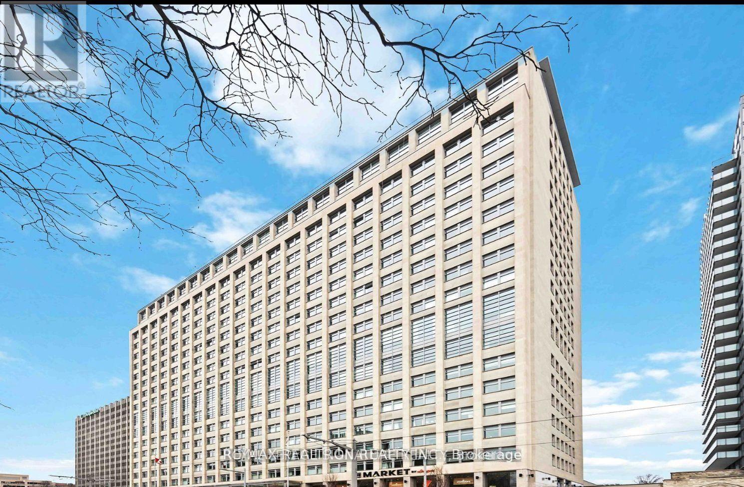 1501 - 111 St Clair Avenue W, Toronto, Ontario  M4V 1N5 - Photo 2 - C12589628