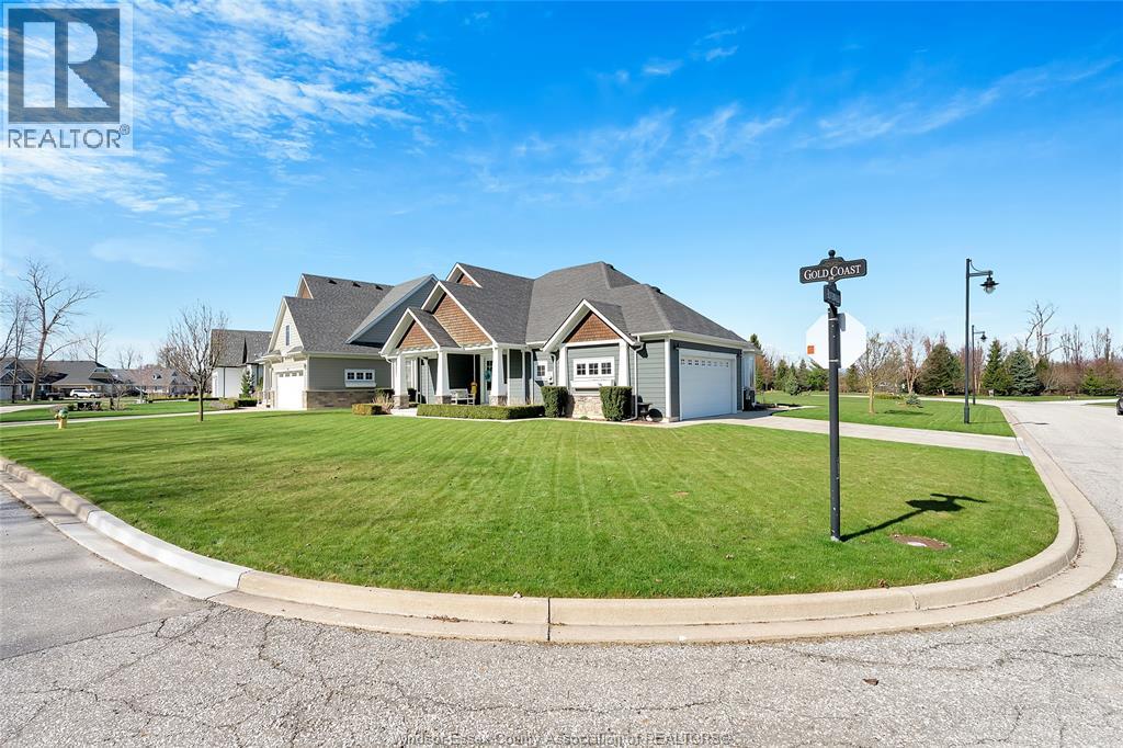 MLS# 25029245: 554 GOLD COAST DRIVE, Amherstburg, Canada