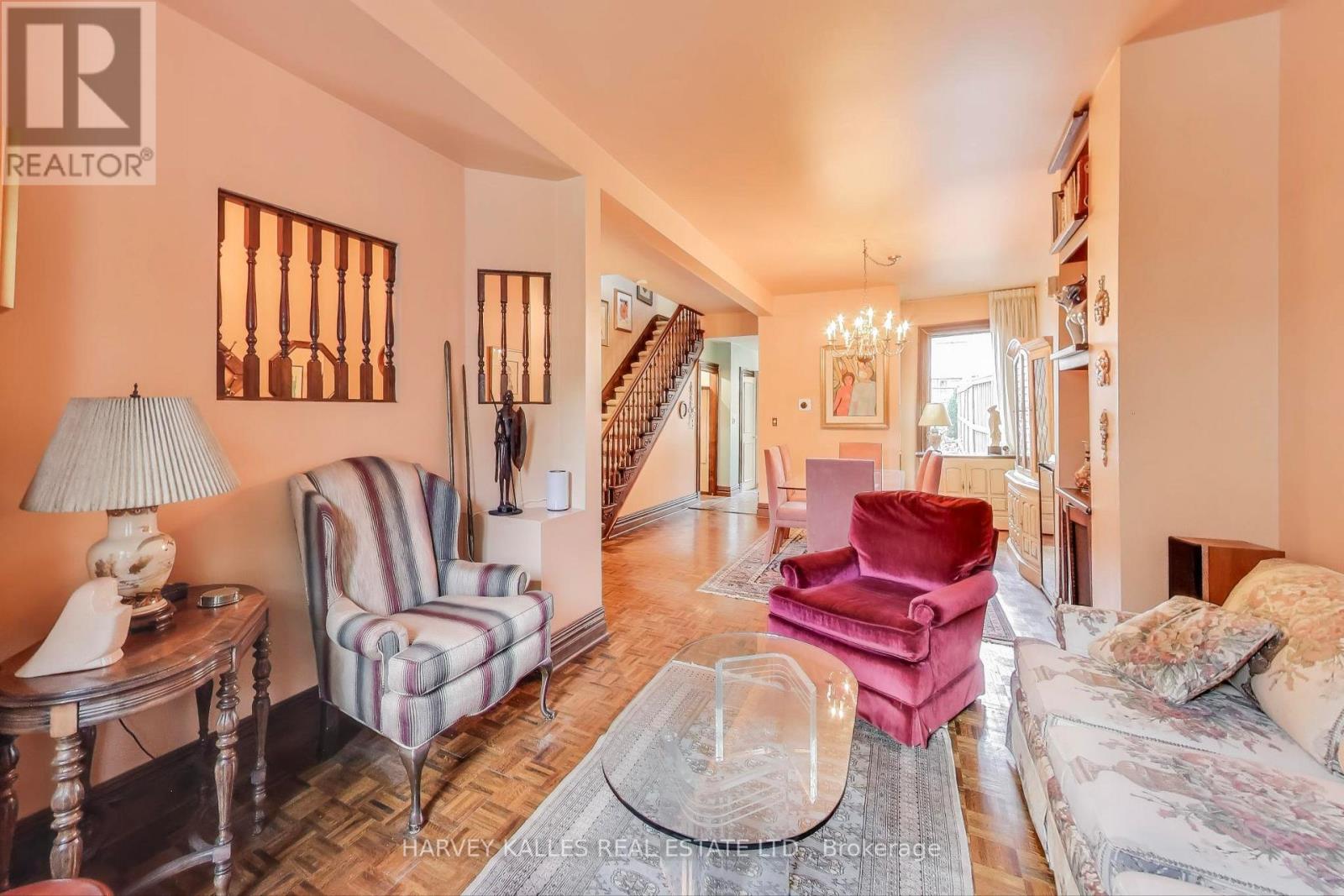 39 Birch Avenue, Toronto, Ontario  M4V 1E1 - Photo 6 - C12589428