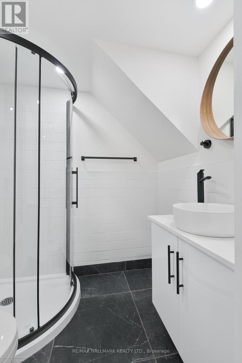 208 Cedarvale Avenue, Toronto, Ontario  M4C 4K2 - Photo 19 - E12589528