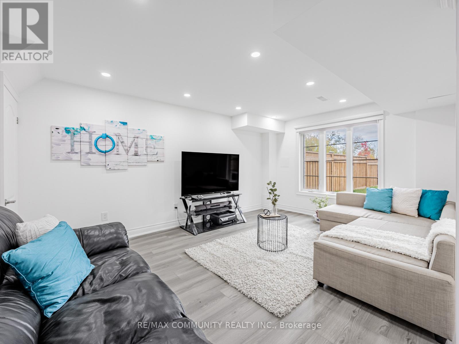 49 Hickling Lane N, Ajax, Ontario  L1T 0P9 - Photo 32 - E12589576