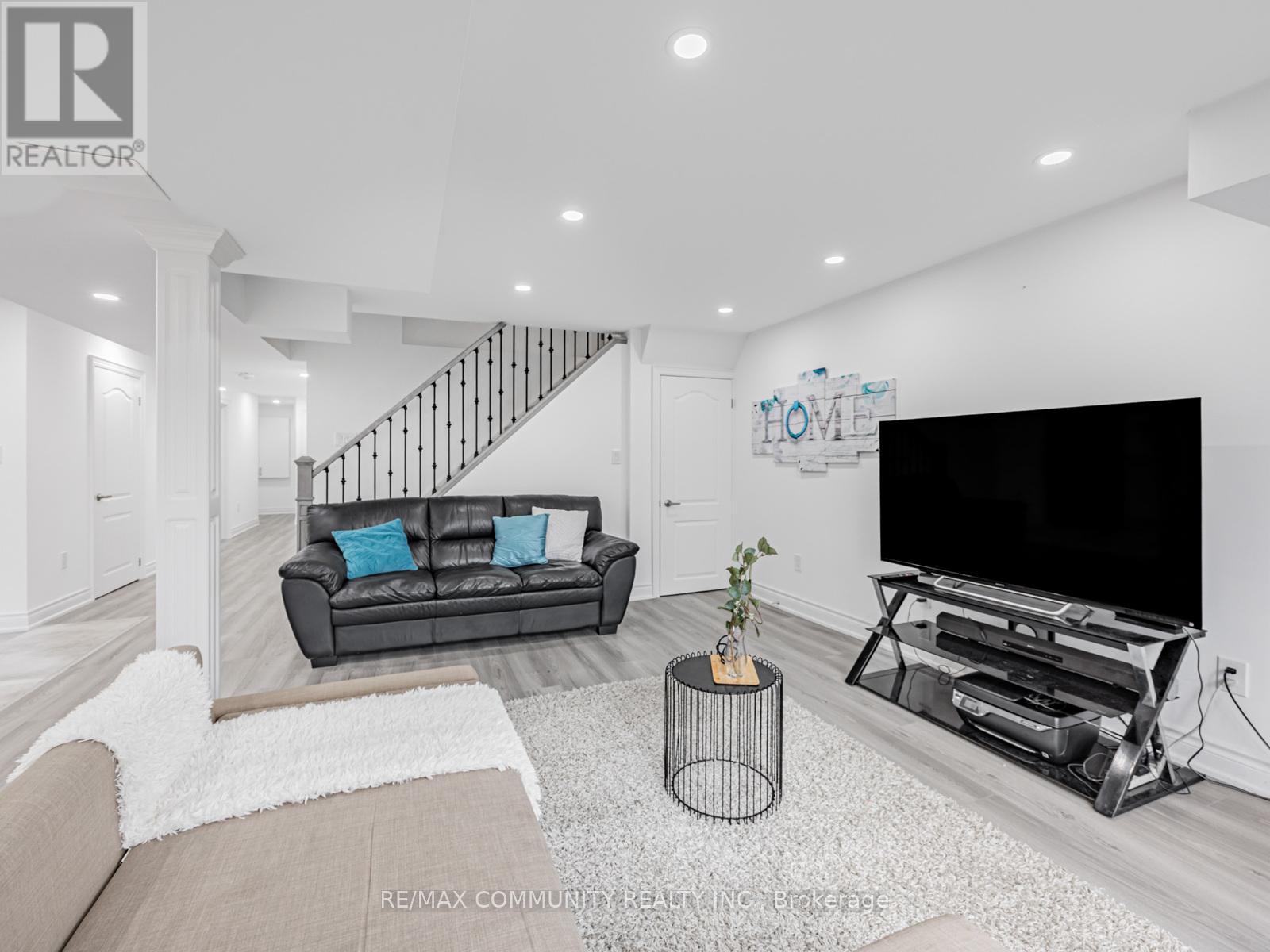 49 Hickling Lane N, Ajax, Ontario  L1T 0P9 - Photo 33 - E12589576