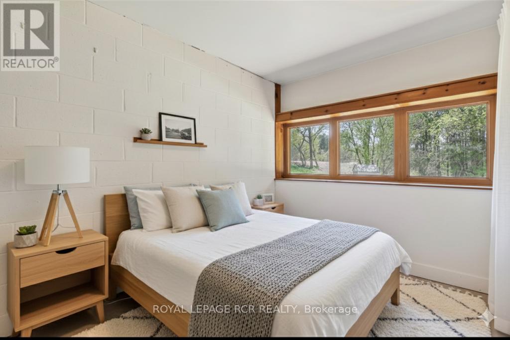 1092 Ballycroy Road, Adjala-Tosorontio, Ontario  L0N 1P0 - Photo 20 - N12530692