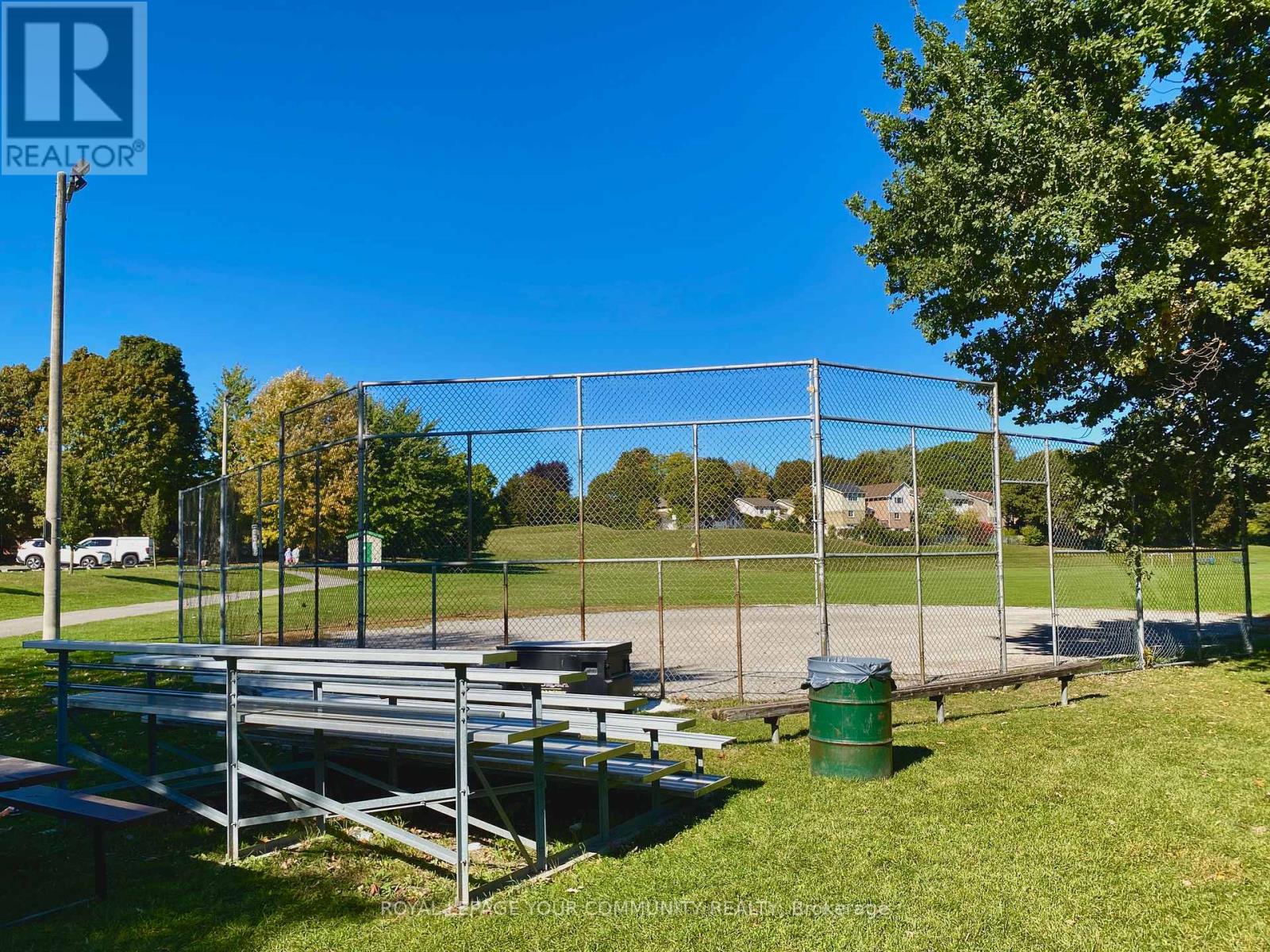 108 Orchard Heights Boulevard, Aurora, Ontario  L4G 2Z9 - Photo 30 - N12449026