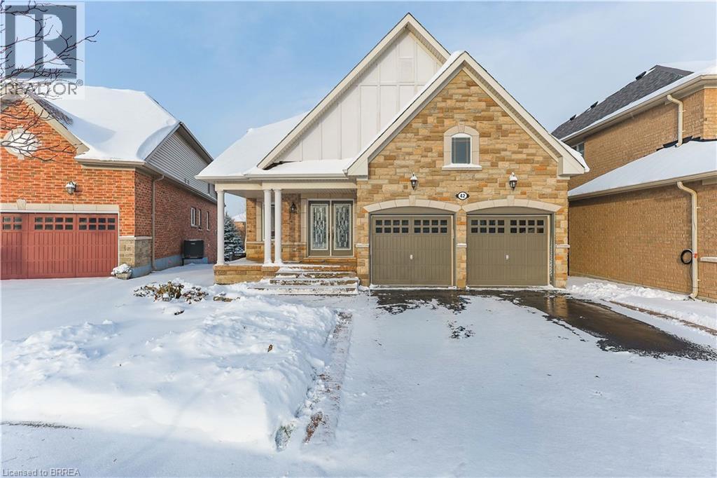 42 Davidson Court, Brantford, Ontario  N3S 0C6 - Photo 2 - 40791235