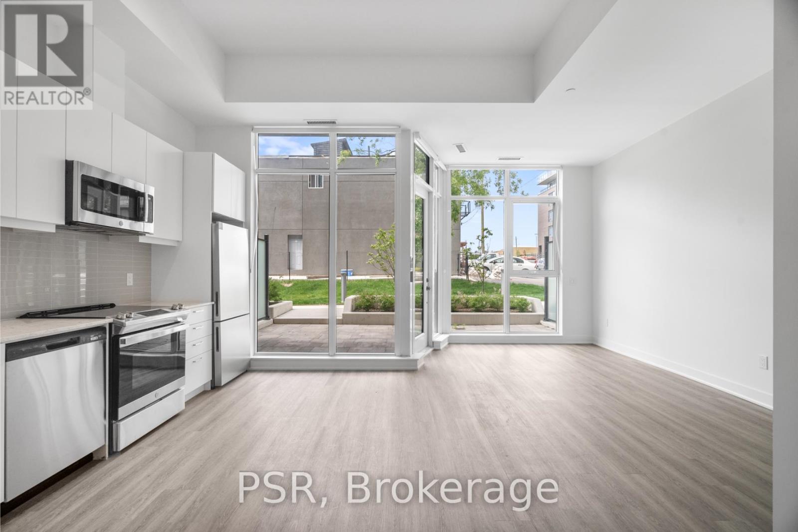 110 - 200 Deerfield Road, Newmarket, Ontario  L3Y 0G8 - Photo 6 - N12589574