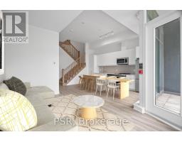 110 - 200 DEERFIELD ROAD, Newmarket, Ontario