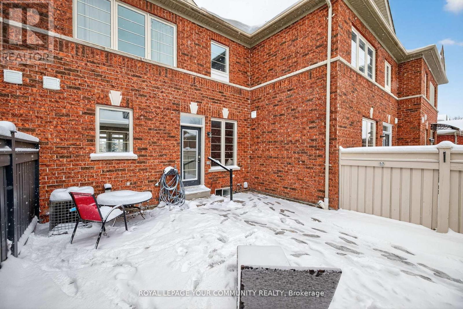 193 Zokol Drive, Aurora, Ontario  L4G 0B8 - Photo 21 - N12589616