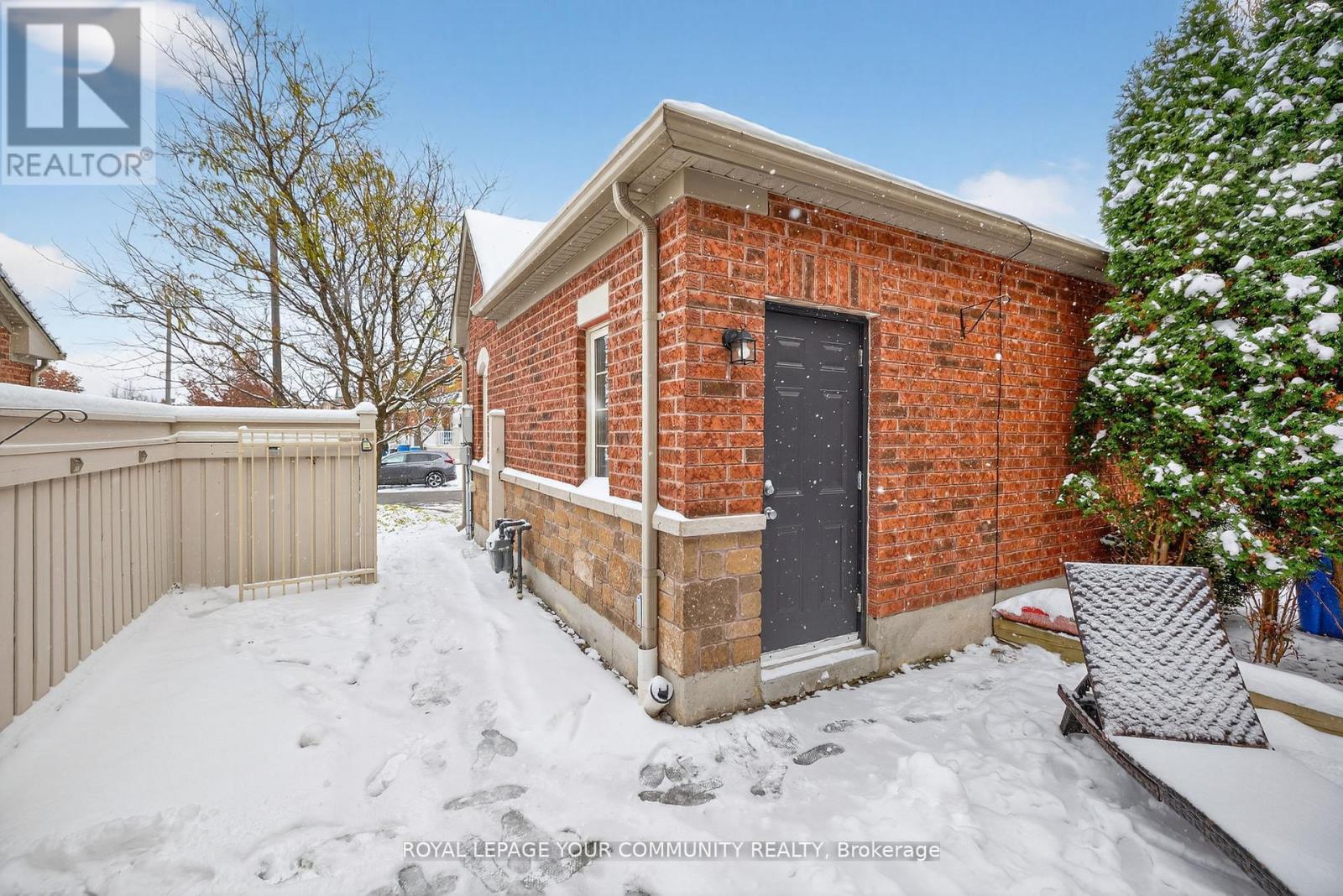 193 Zokol Drive, Aurora, Ontario  L4G 0B8 - Photo 22 - N12589616