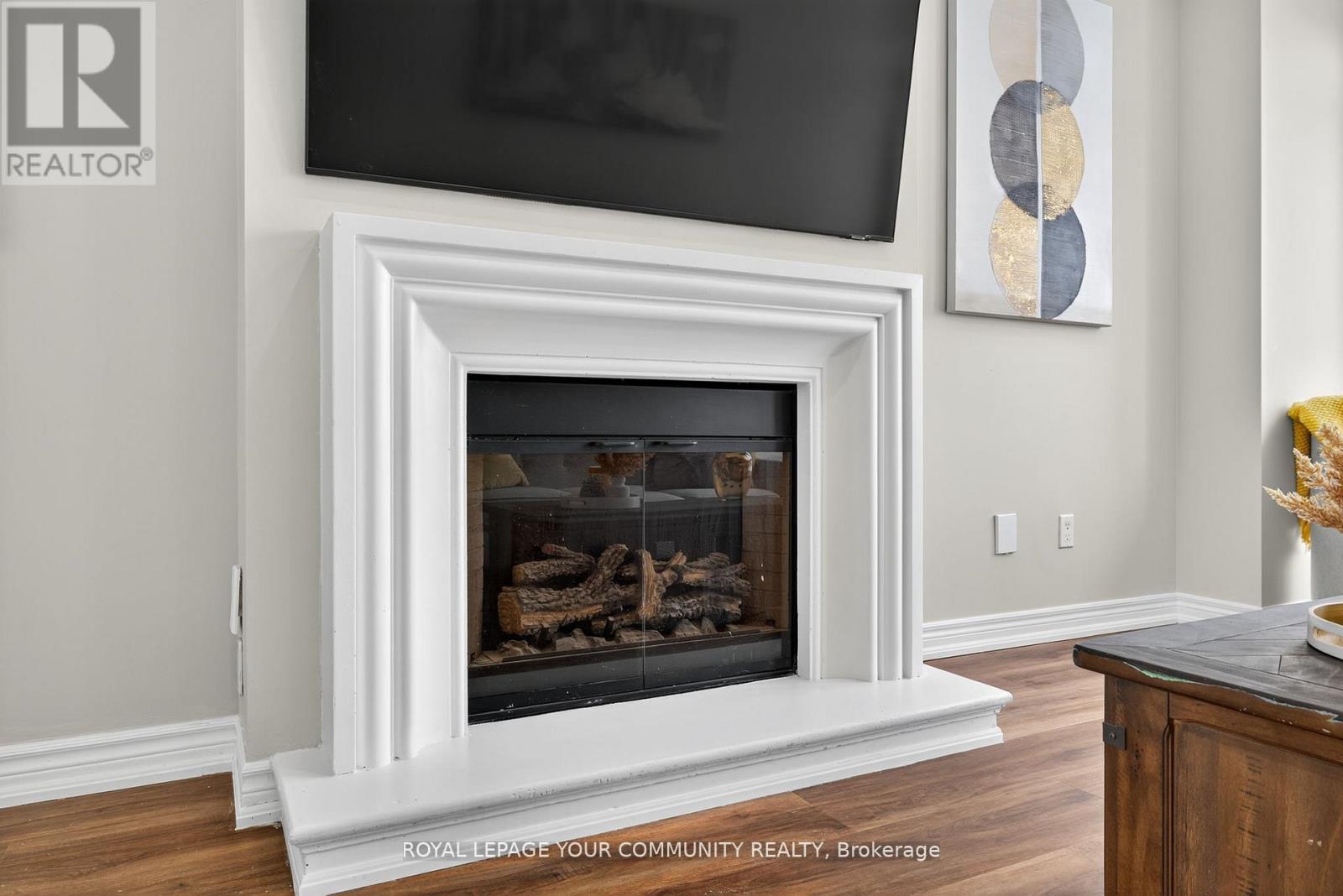 193 Zokol Drive, Aurora, Ontario  L4G 0B8 - Photo 6 - N12589616