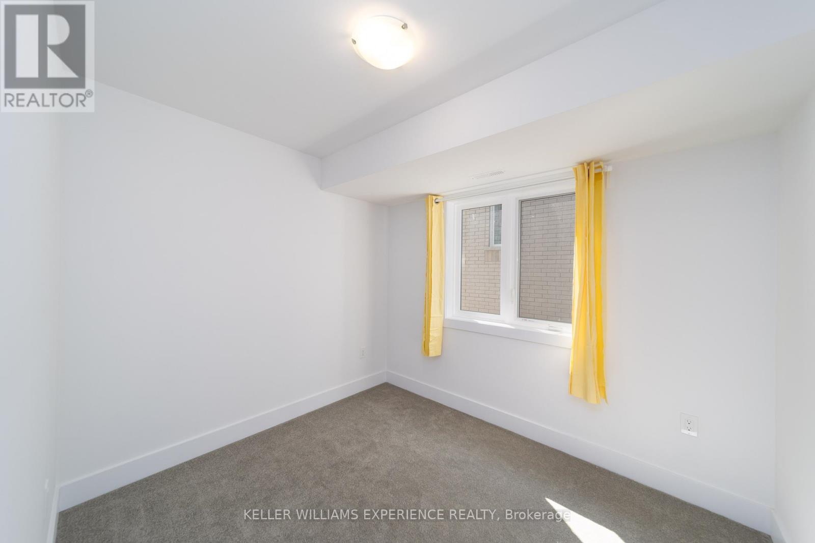 5 - 32 Wagon Lane, Barrie (Innis-Shore), Ontario  L9J 0V2 - Photo 11 - S12589430