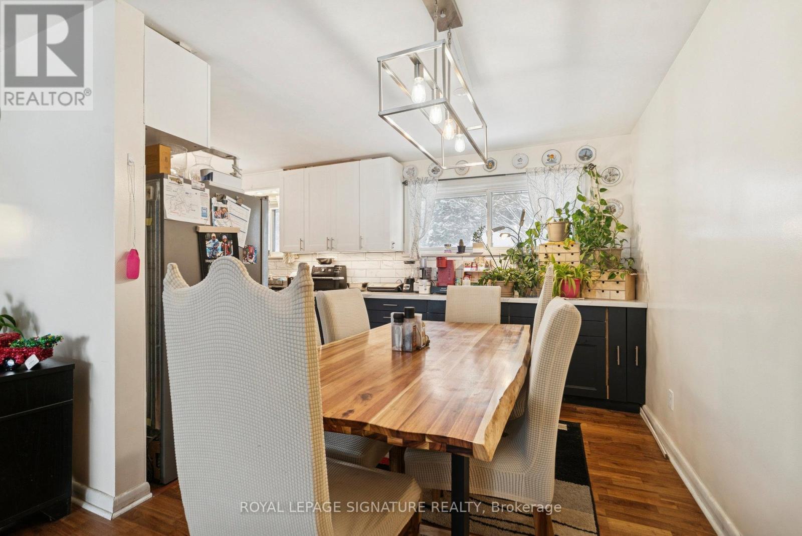 86 Fittons Road E, Orillia, Ontario  L3V 2J5 - Photo 7 - S12589466