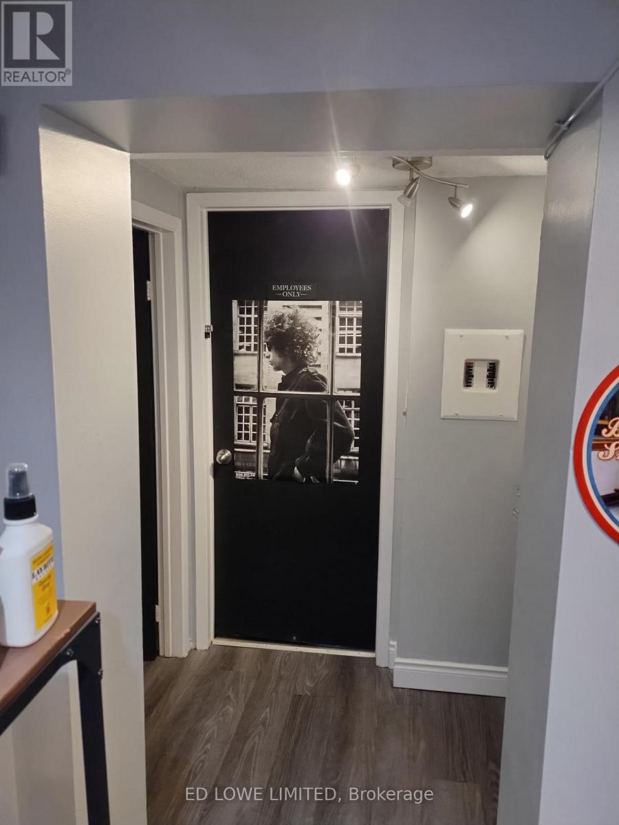 B - 190 Dunlop Street E, Barrie, Ontario  L4M 1B3 - Photo 10 - S12589504