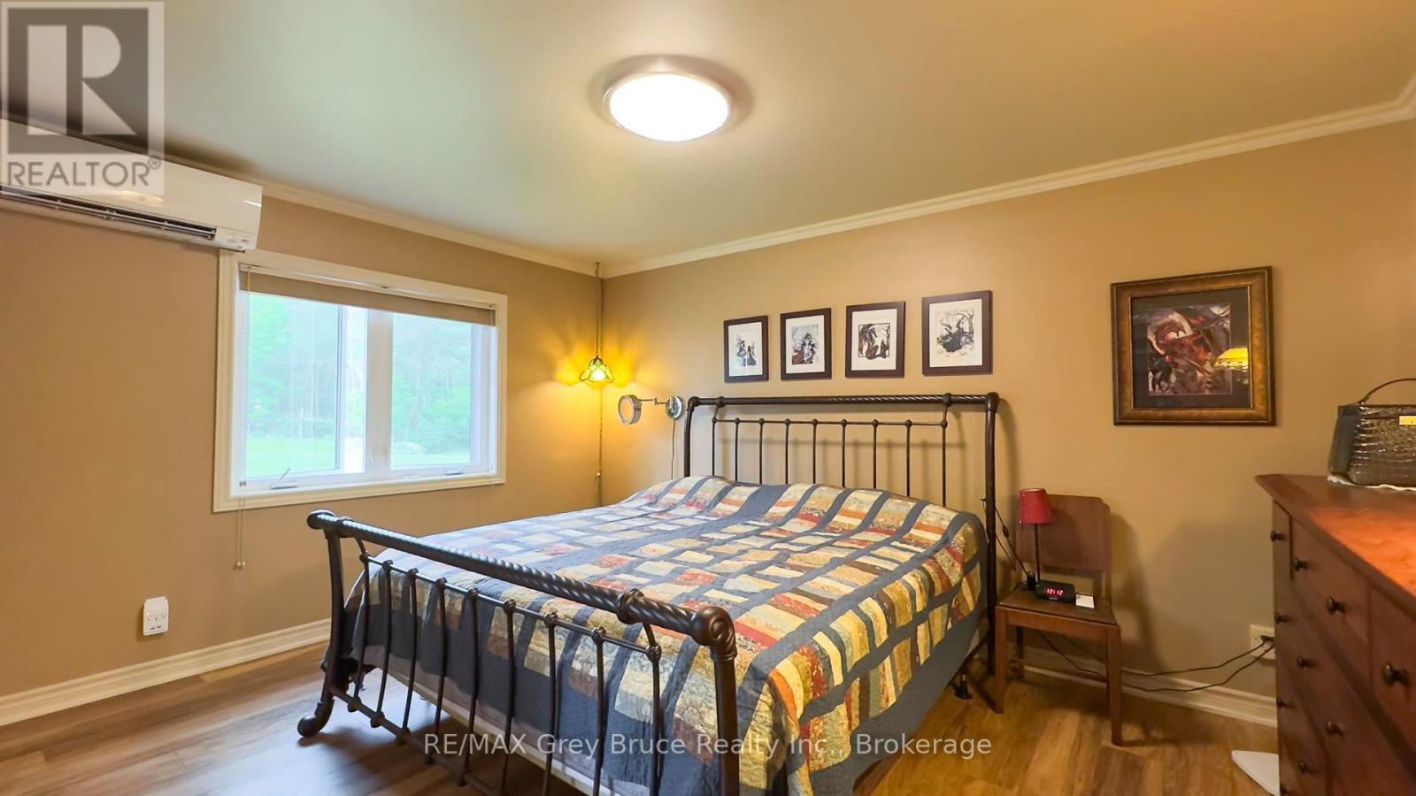 236 Bruce Street, South Bruce Peninsula, Ontario  N0H 2T0 - Photo 25 - X12224444