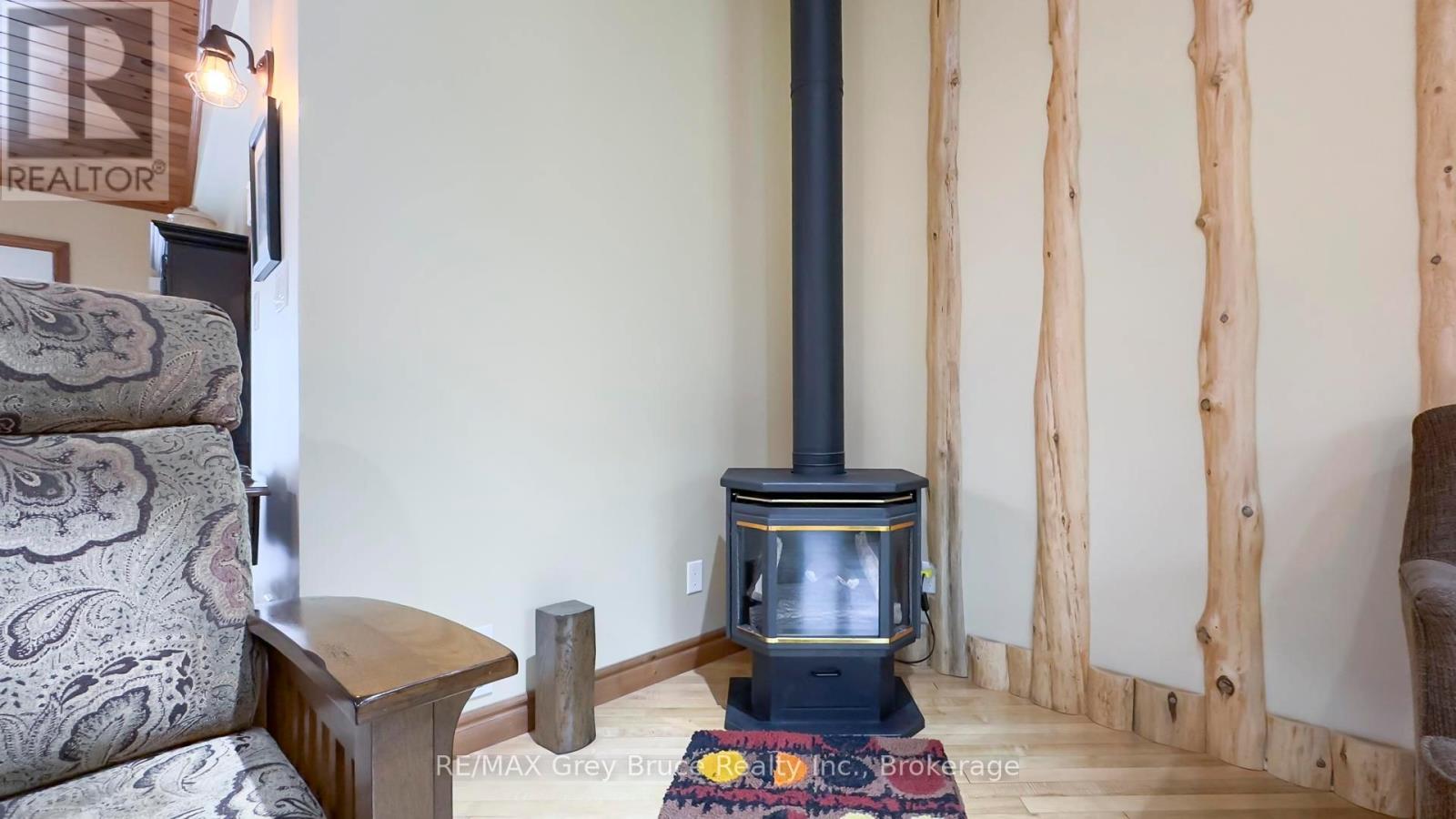 236 Bruce Street, South Bruce Peninsula, Ontario  N0H 2T0 - Photo 14 - X12224444