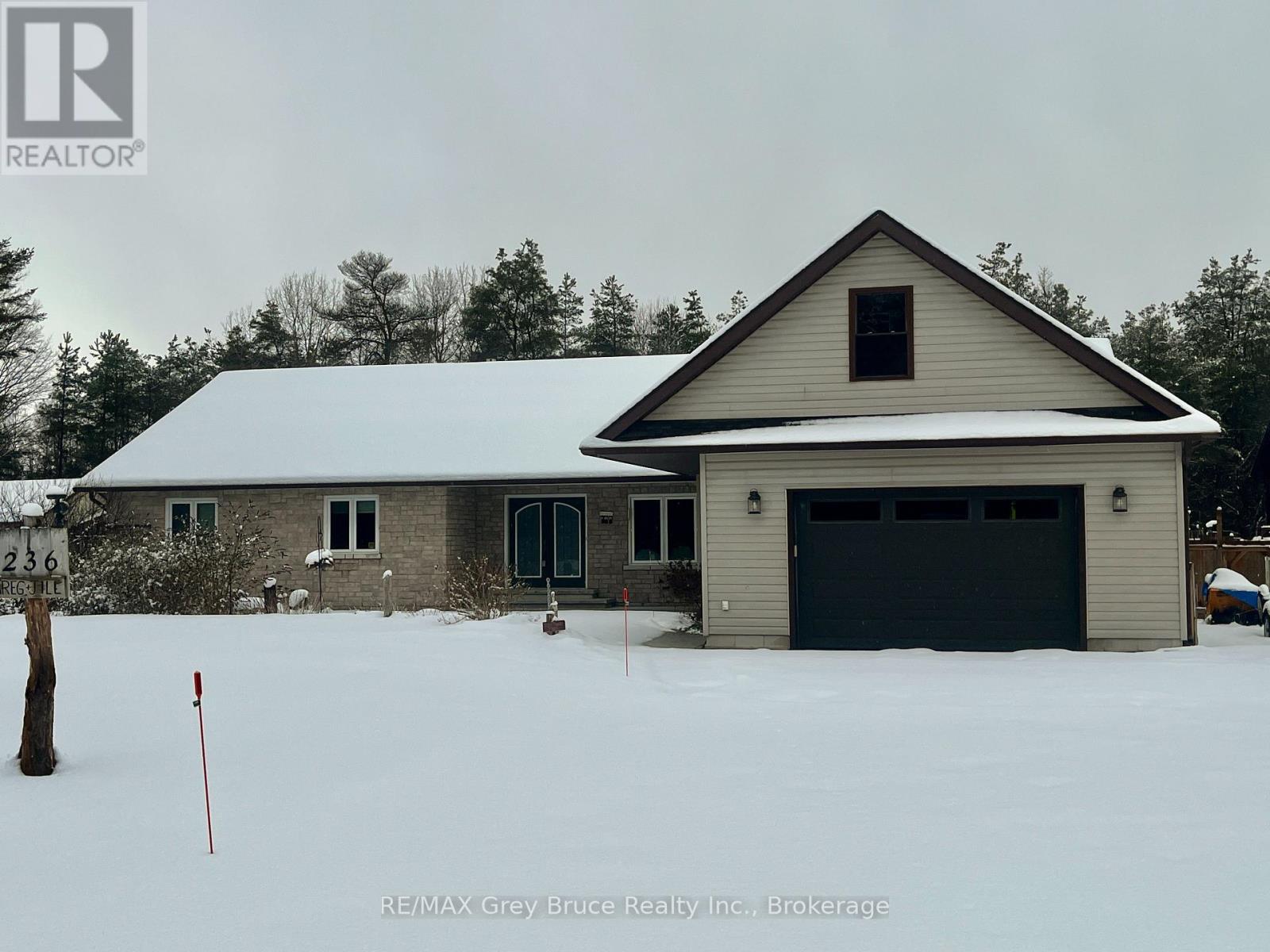 236 Bruce Street, South Bruce Peninsula, Ontario  N0H 2T0 - Photo 3 - X12224444