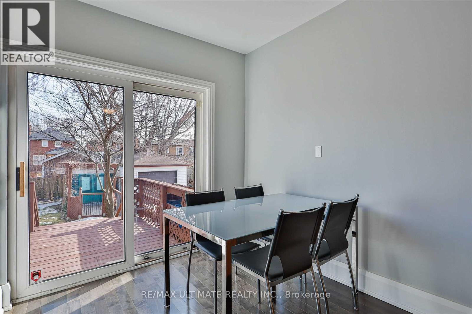 49 Fourth Street, Toronto, Ontario  M8V 2Y2 - Photo 5 - W12589410
