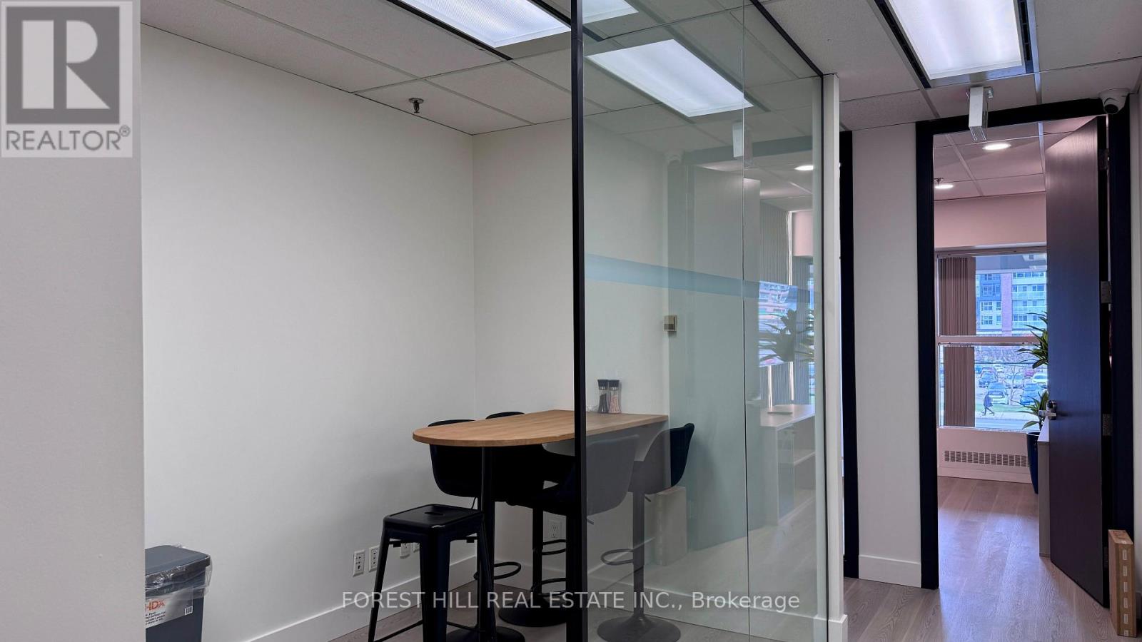 200-205 - 350 Burnhamthorpe Road W, Mississauga, Ontario  L5B 3J1 - Photo 16 - W12589506