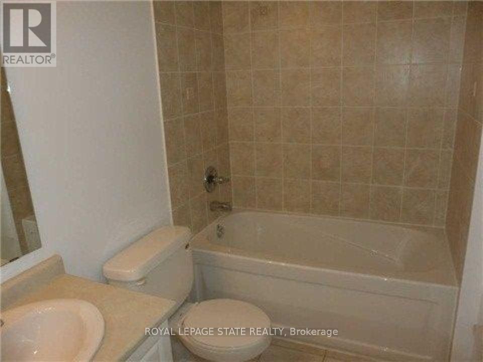 301 - 2772 Keele Street, Toronto, Ontario  M3M 0A3 - Photo 8 - W12589508