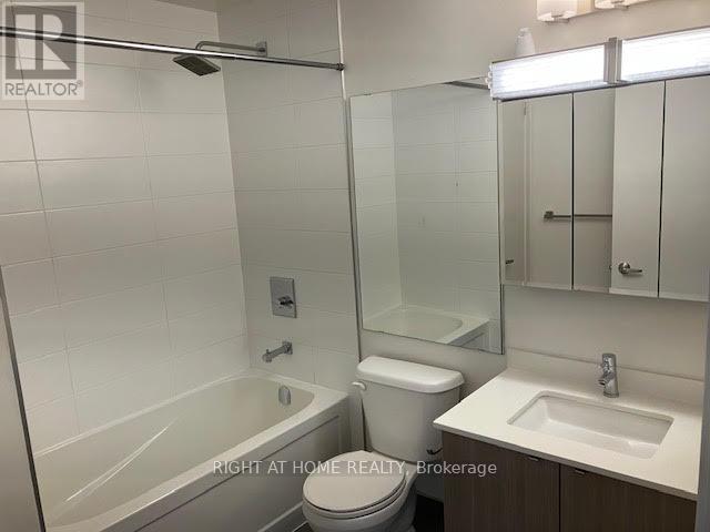 B215 - 5240 Dundas Street, Burlington, Ontario  L7L 0J6 - Photo 9 - W12589562