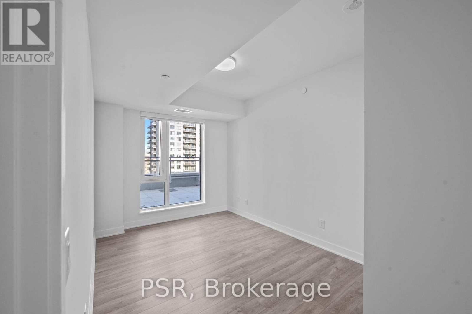 817 - 299 Campbell Avenue, Toronto, Ontario  M6P 3V7 - Photo 13 - W12589602