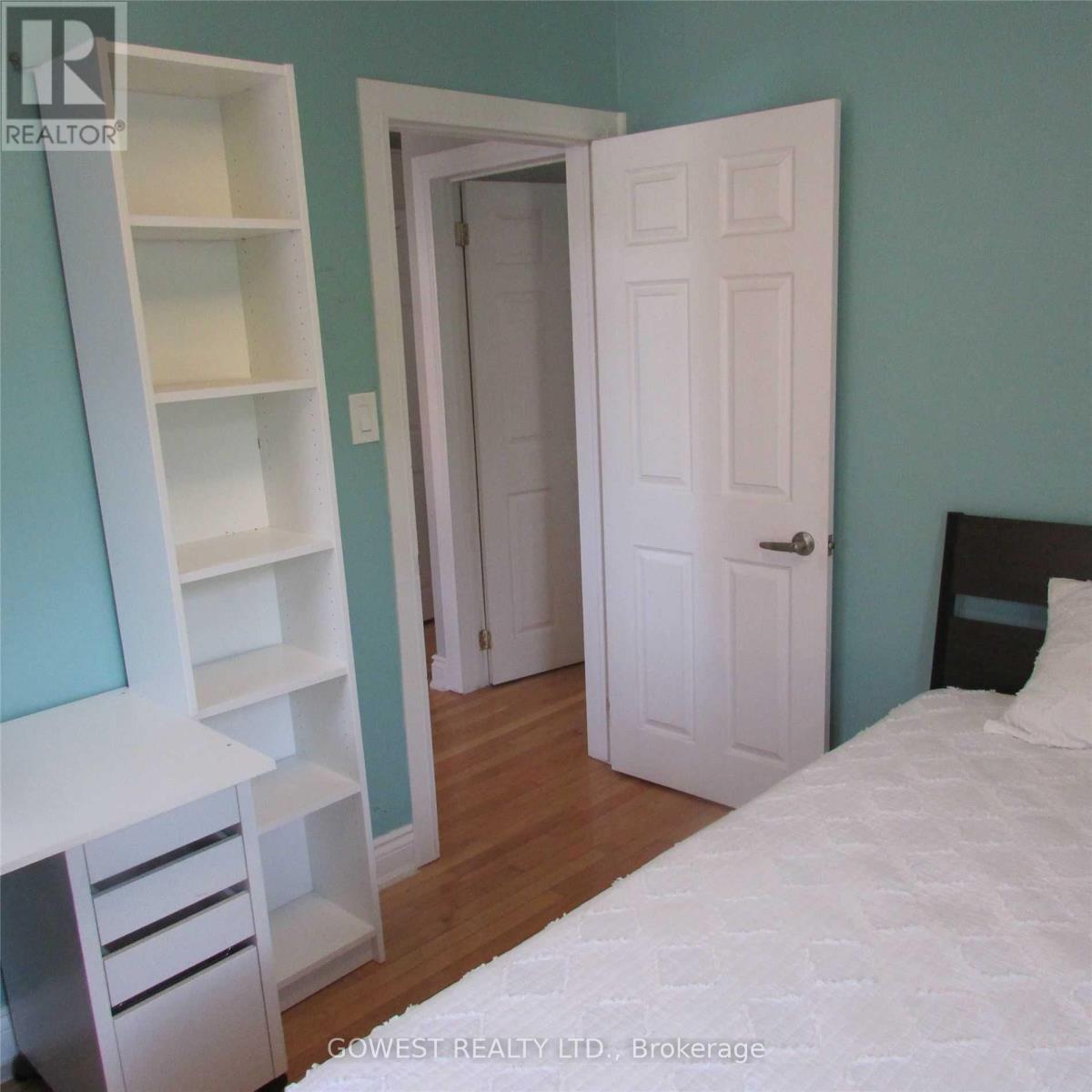 19b - 19 Troy Street, Mississauga, Ontario  L5G 1S6 - Photo 8 - W12589652