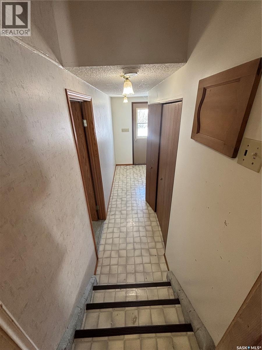 194 Heward Street, Creelman, Saskatchewan  S0C 0X0 - Photo 17 - SK992345