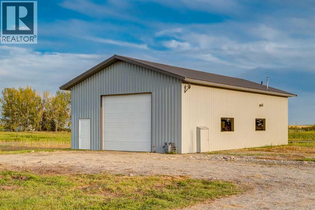 235048 Range Road 281, Rural Rocky View County, Alberta  T1X 2C5 - Photo 4 - A2244392