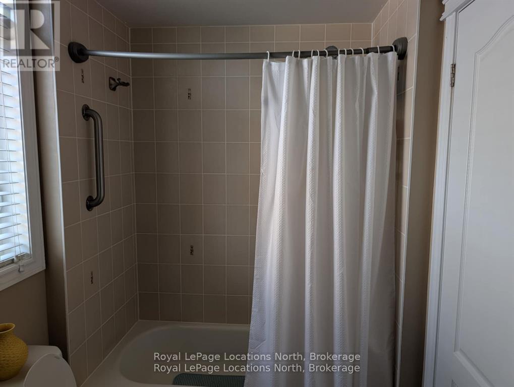 8 Broadpoint Street, Wasaga Beach, Ontario  L9Z 3B8 - Photo 21 - S12589814