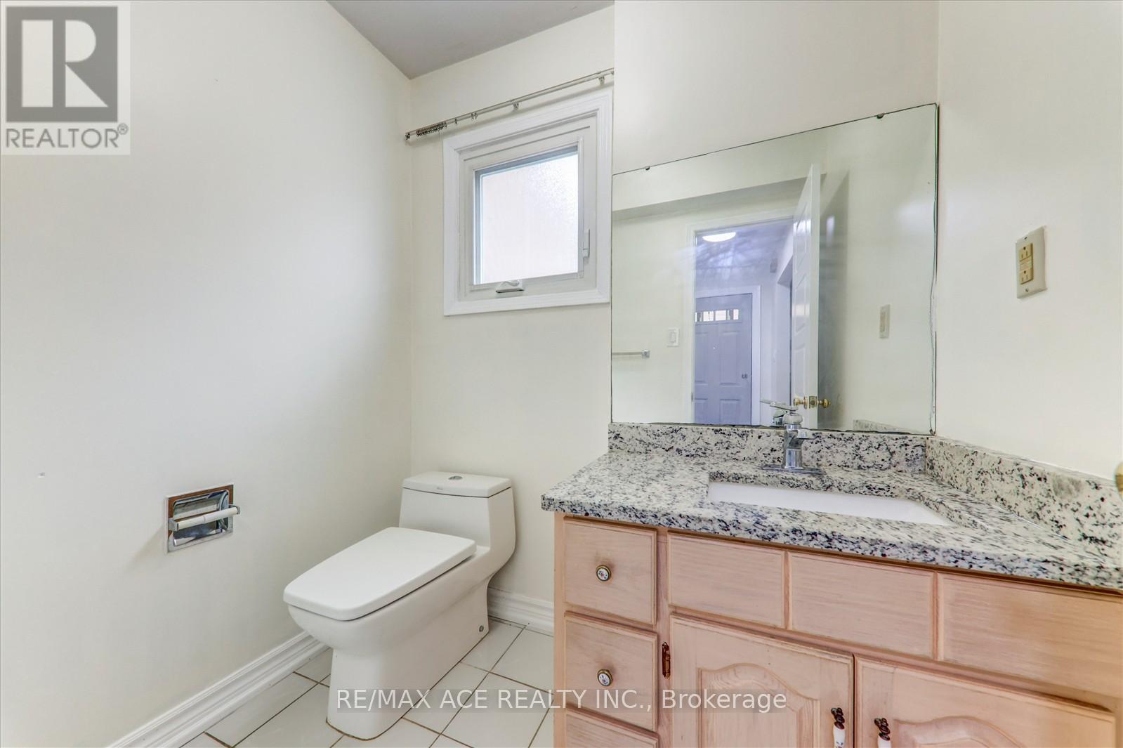 475 Wallenberg Crescent, Mississauga, Ontario  L5B 3M2 - Photo 20 - W12578376