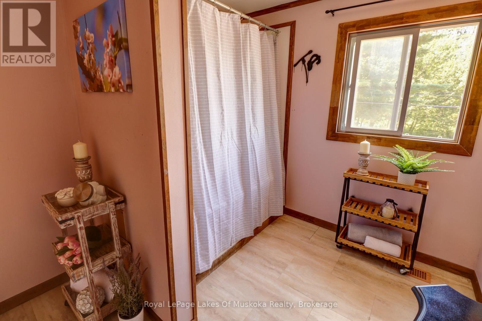 67 Silver Street, Huntsville (Chaffey), Ontario  P1H 1M2 - Photo 21 - X12589700