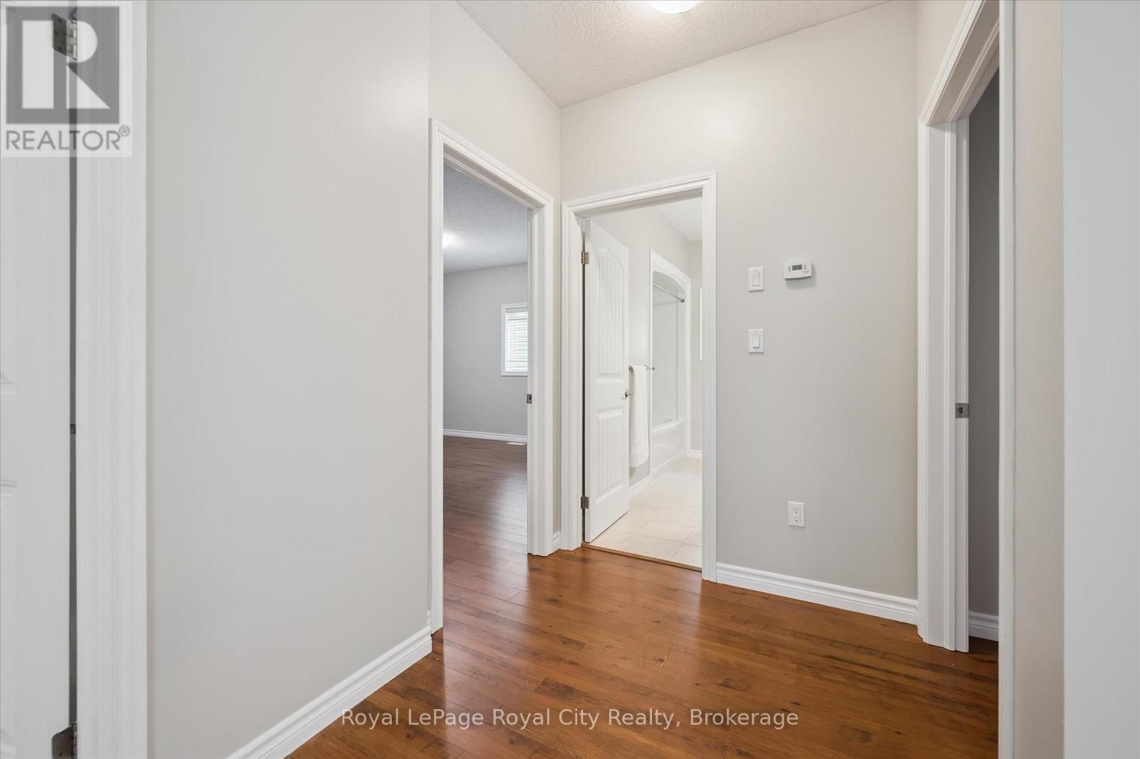 470 Elora Street, Centre Wellington (Fergus), Ontario  N1M 1Y8 - Photo 13 - X12589706