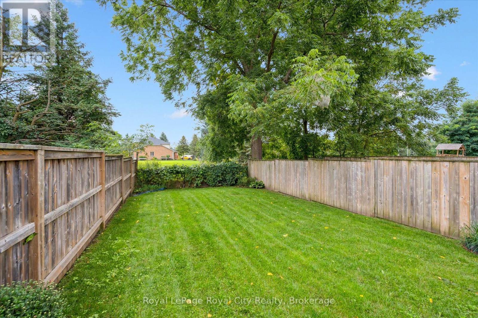 470 Elora Street, Centre Wellington (Fergus), Ontario  N1M 1Y8 - Photo 24 - X12589706