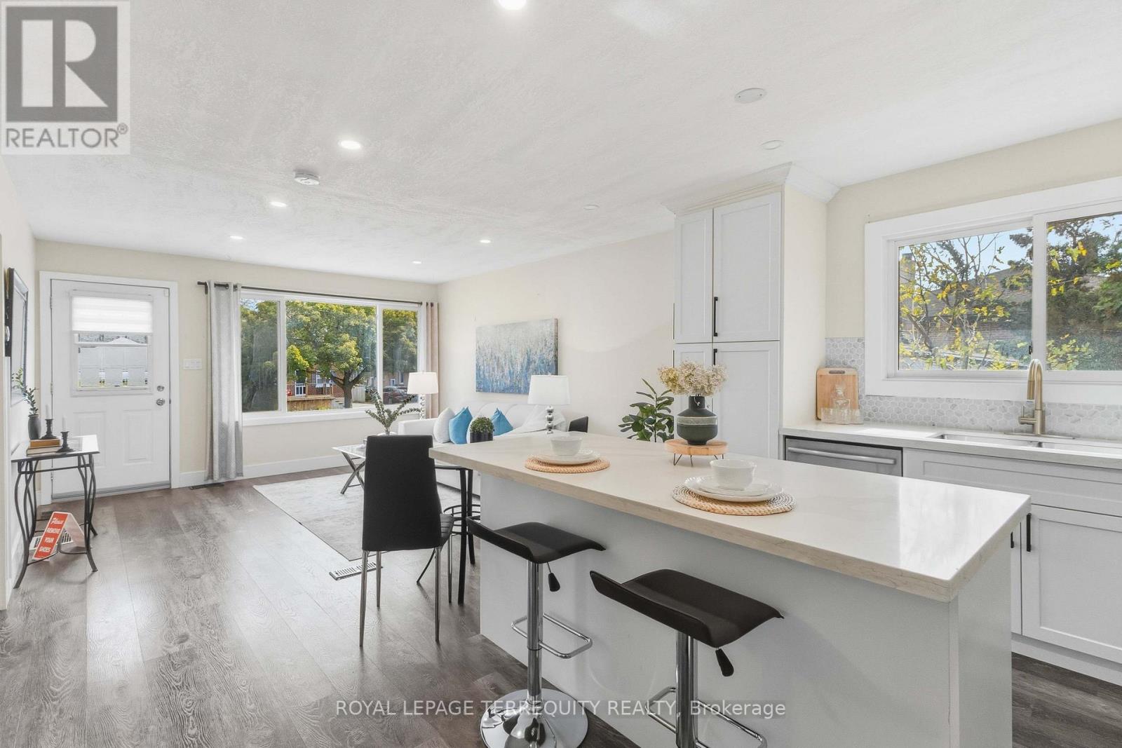 183 Emerson Avenue, London South, Ontario  N5Z 3L5 - Photo 14 - X12589416