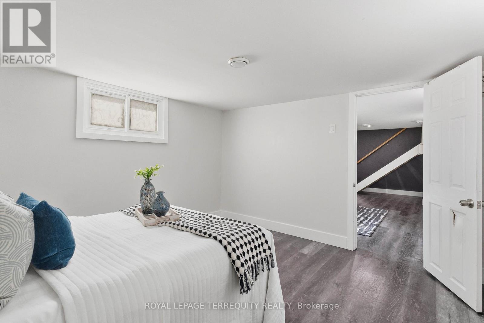 183 Emerson Avenue, London South, Ontario  N5Z 3L5 - Photo 25 - X12589416