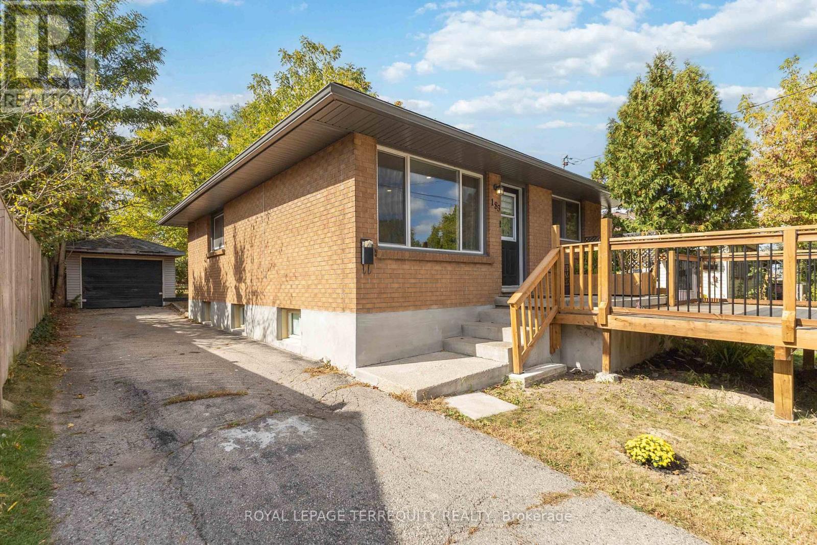 183 Emerson Avenue, London South, Ontario  N5Z 3L5 - Photo 3 - X12589416