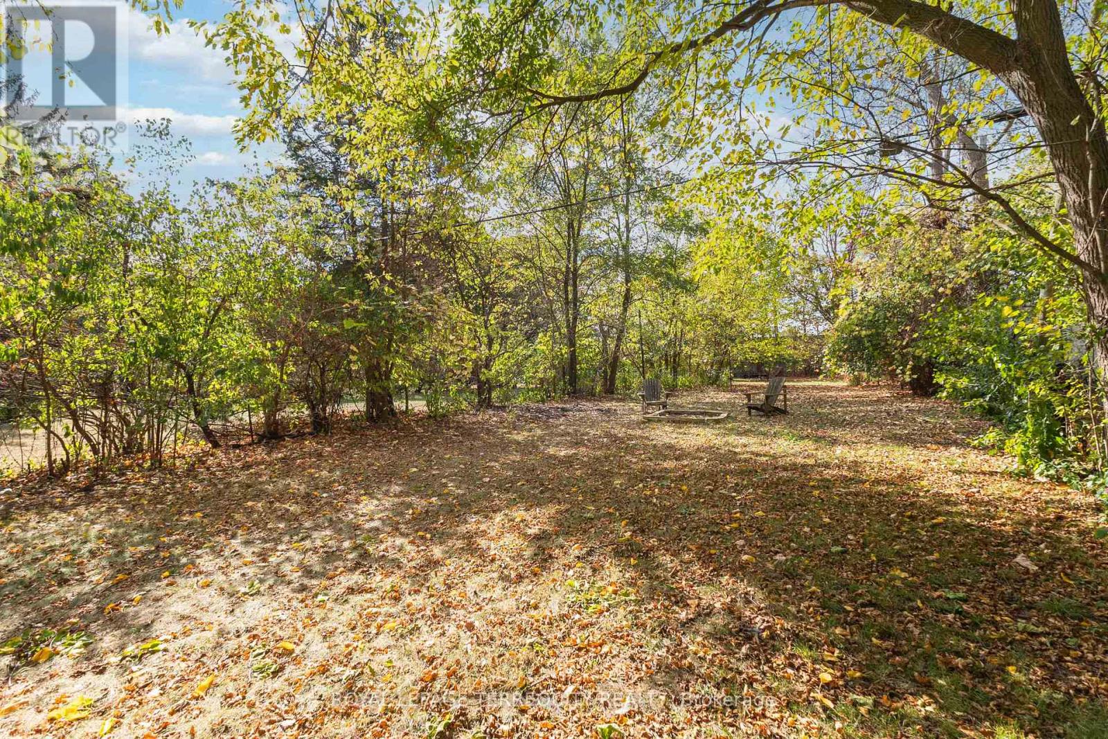 183 Emerson Avenue, London South, Ontario  N5Z 3L5 - Photo 34 - X12589416