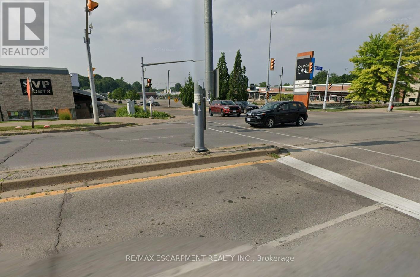 B19 - 7500 Lundy's Lane, Niagara Falls, Ontario  L2H 1G8 - Photo 6 - X12589432