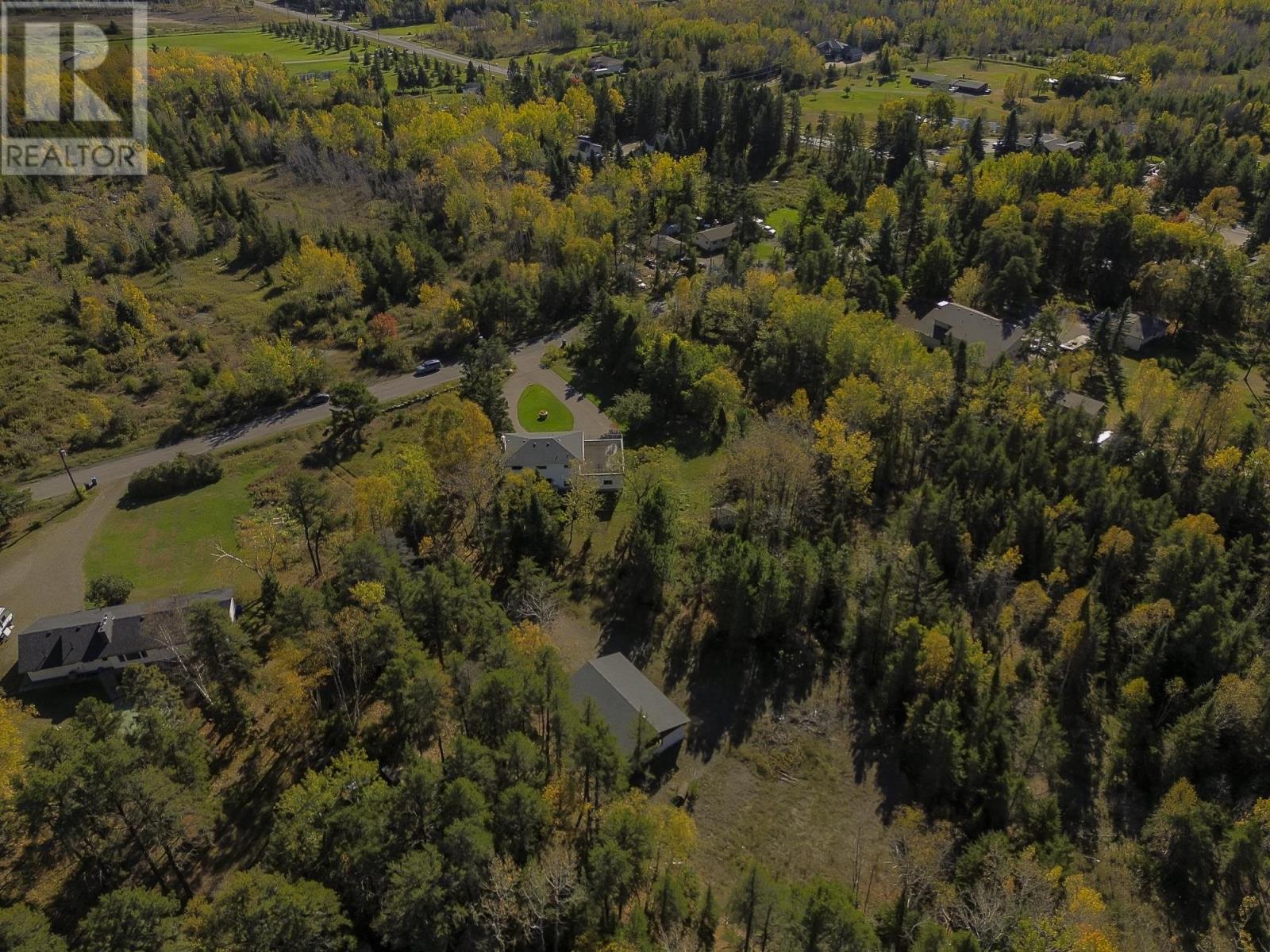 147 Beckwick Rd, Thunder Bay, Ontario  P7G 1N7 - Photo 3 - TB253514