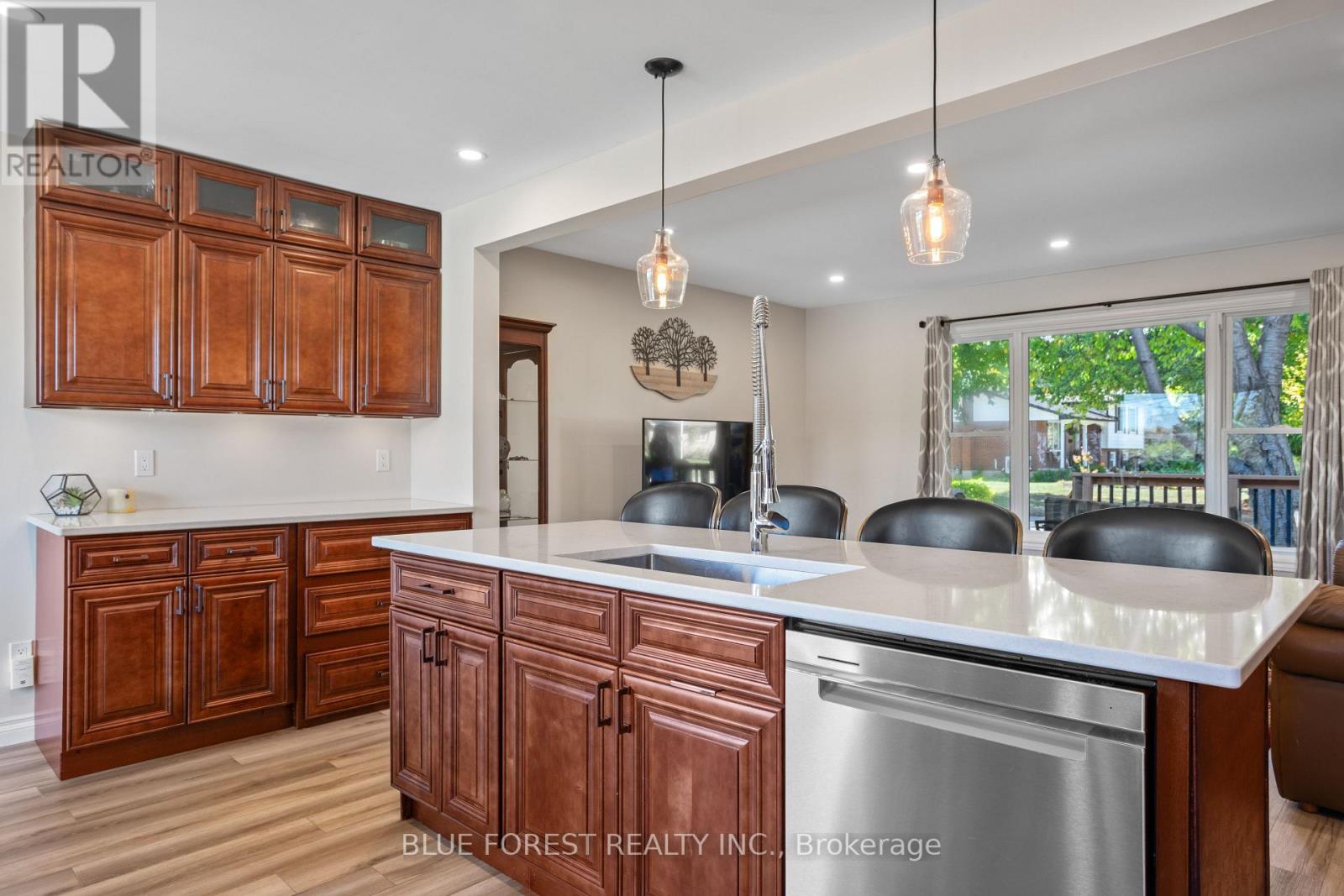 2 The Birches Place, London South (South T), Ontario  N5Z 4G2 - Photo 10 - X12589666