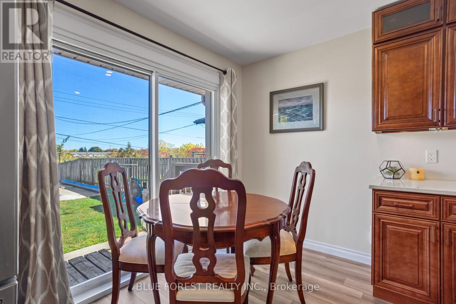 2 The Birches Place, London South (South T), Ontario  N5Z 4G2 - Photo 13 - X12589666