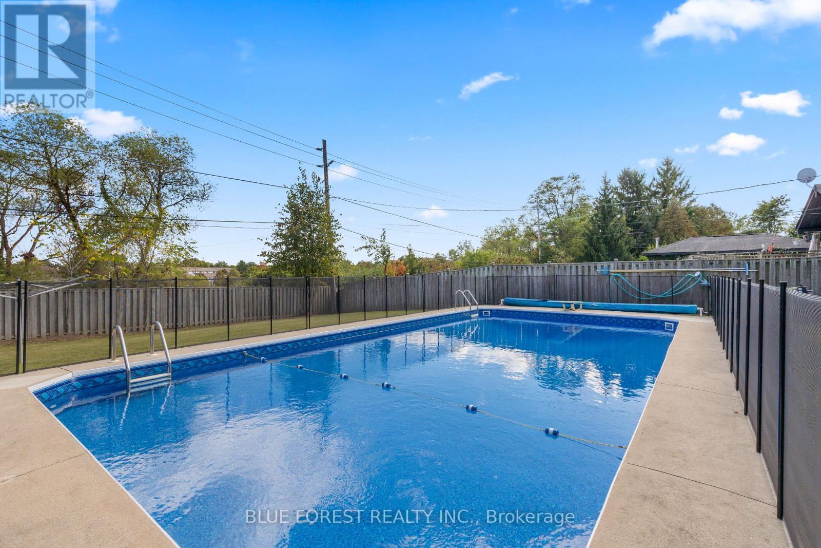 2 The Birches Place, London South (South T), Ontario  N5Z 4G2 - Photo 35 - X12589666