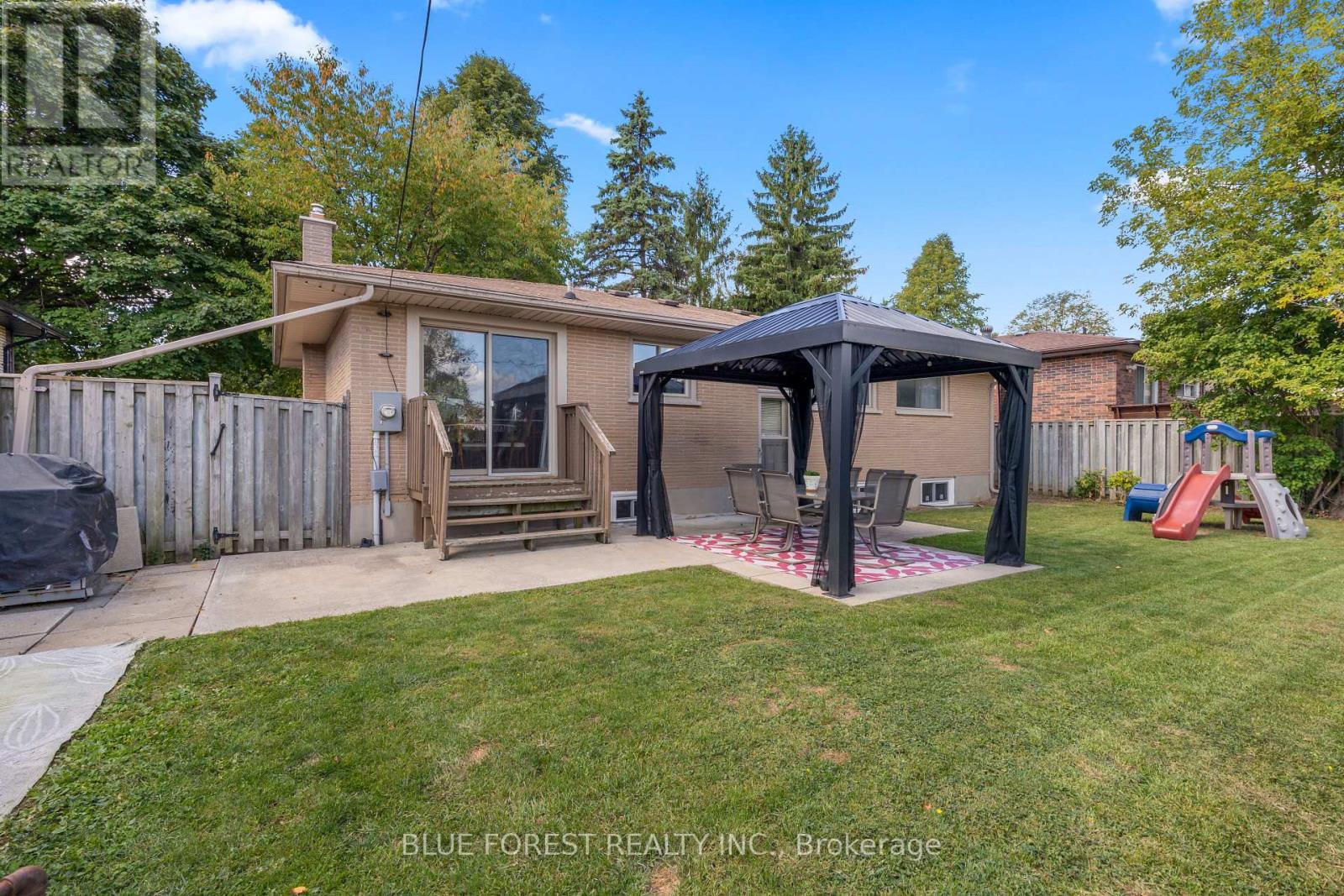 2 The Birches Place, London South (South T), Ontario  N5Z 4G2 - Photo 36 - X12589666