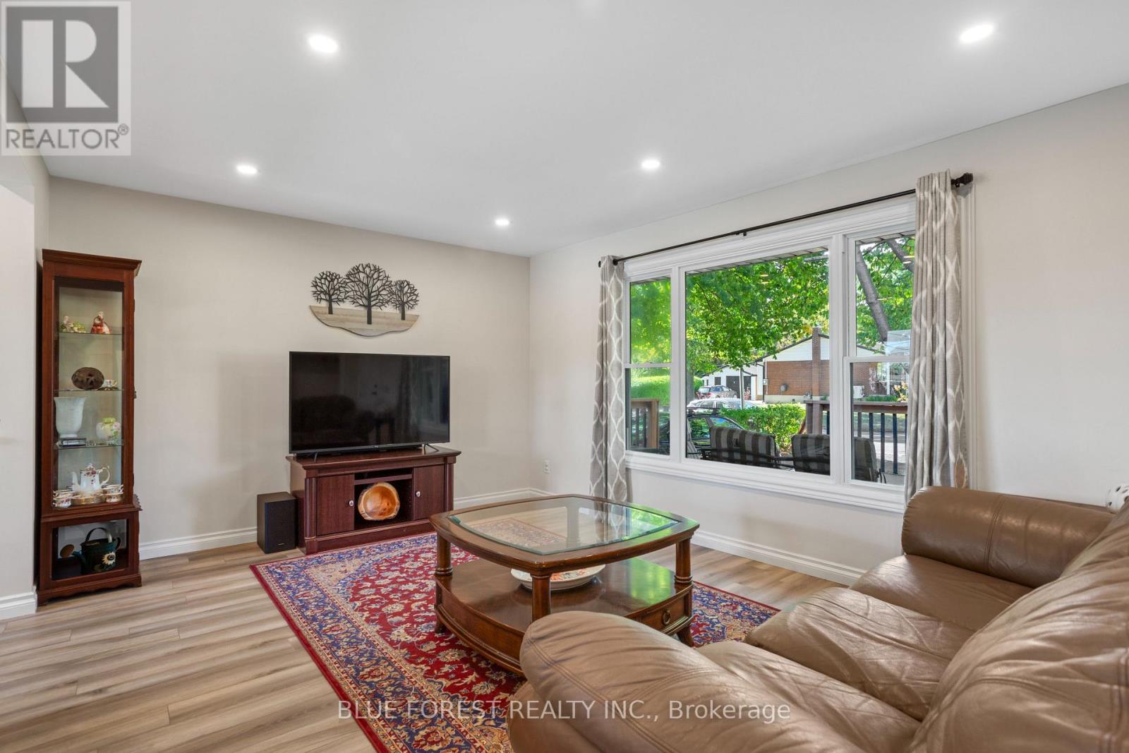 2 The Birches Place, London South (South T), Ontario  N5Z 4G2 - Photo 7 - X12589666